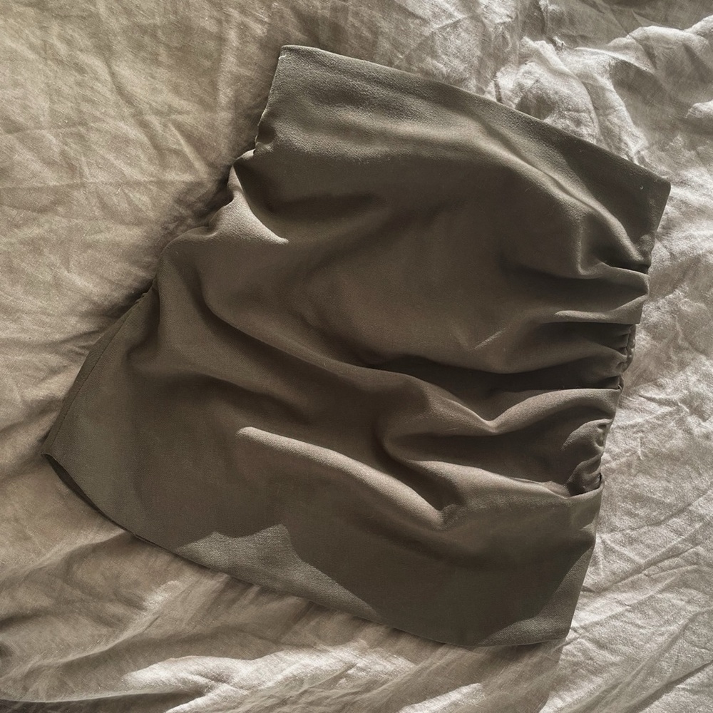 Zara Pleated Mini Skirt in Khaki